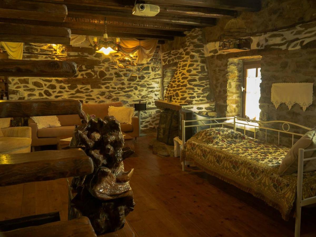 Mansion Philoktitis Villa Melivoia ภายนอก รูปภาพ
